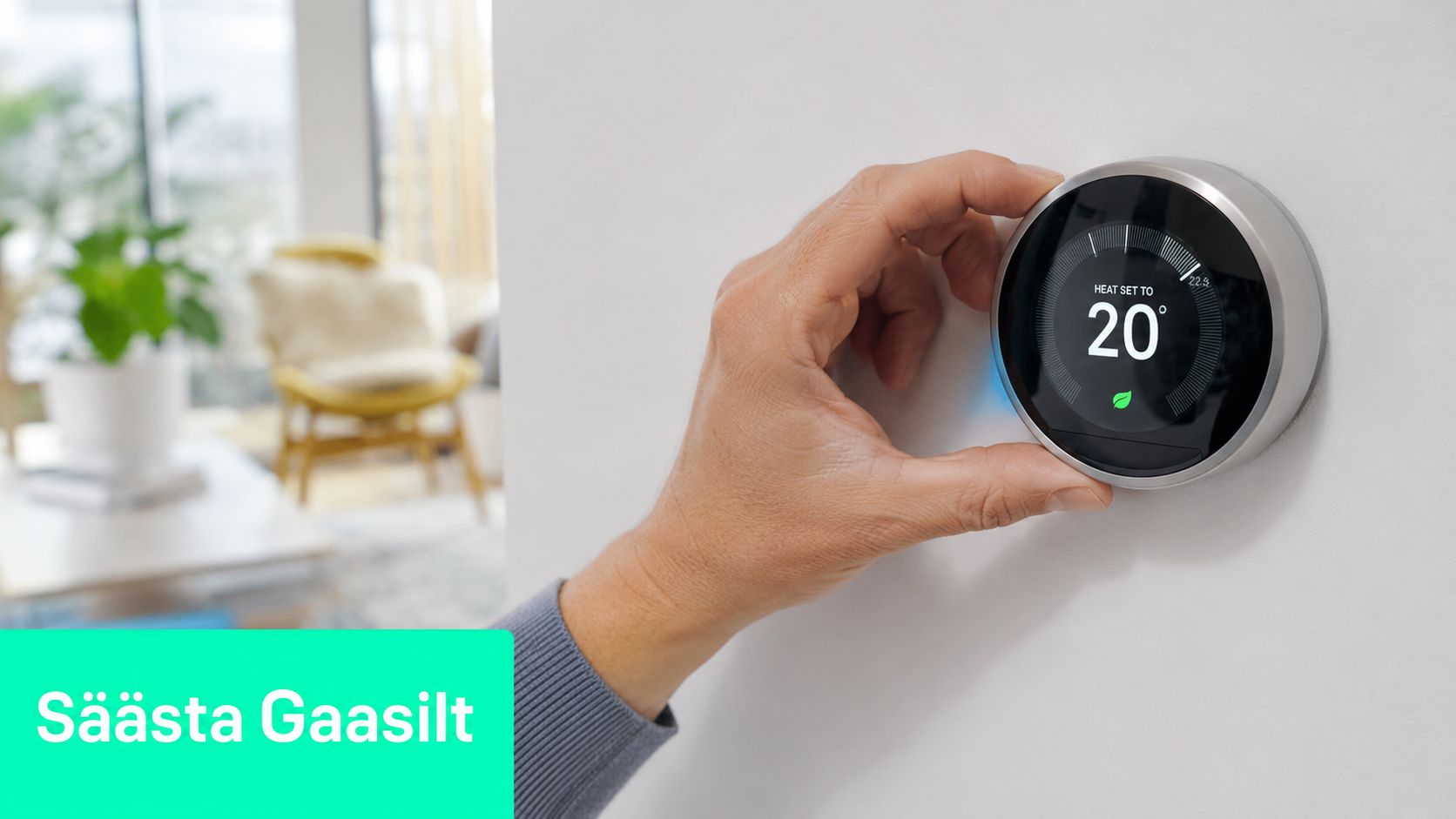 Inimene reguleerib nutikat termostaati seinal, et säästa energiat ja optimeerida kodu küttekulusid tõhusalt ja mugavalt.