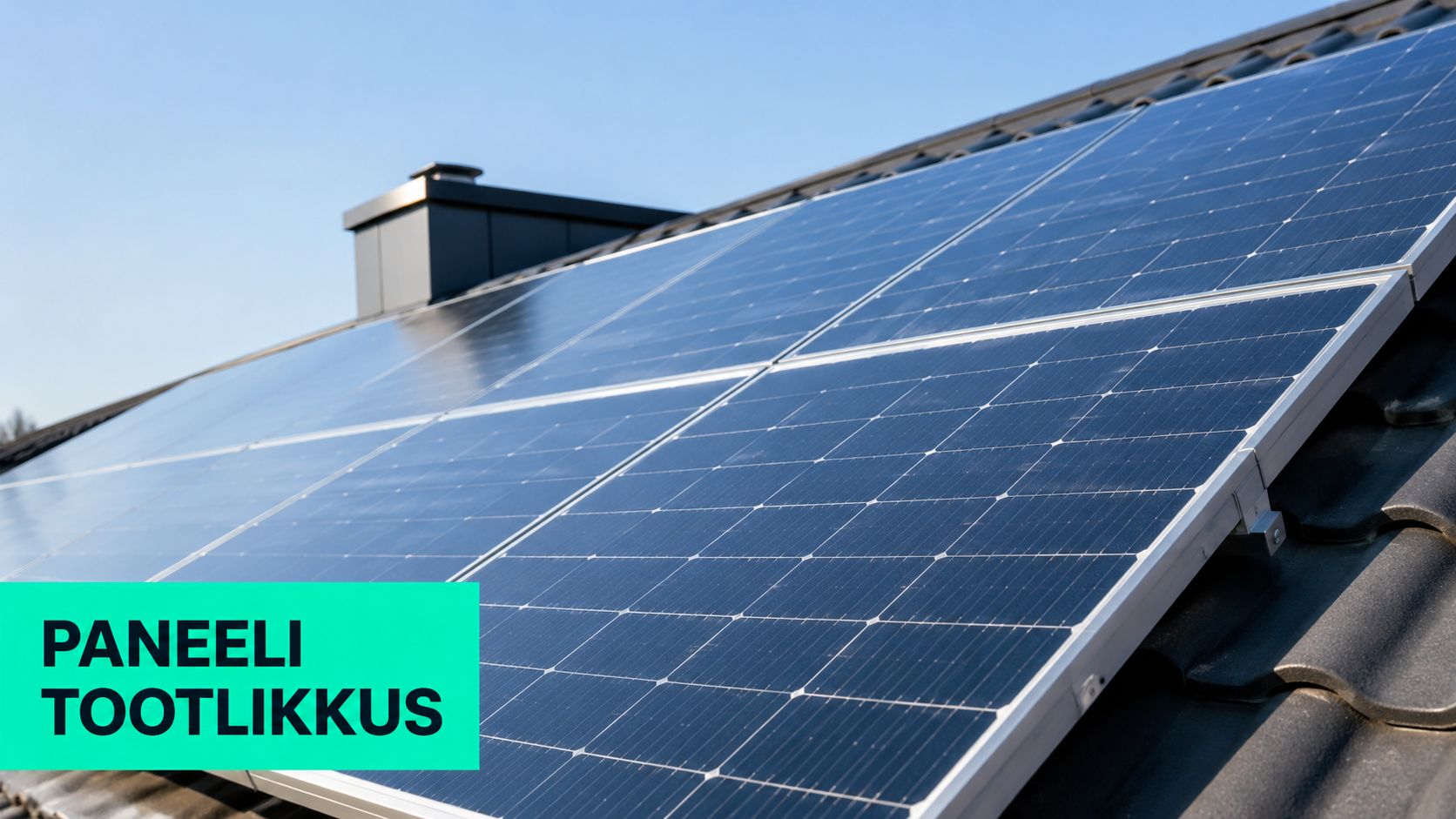 Tõhusad päikesepaneelid paigaldatud tumedale katusele, mis toodavad puhast ja keskkonnasõbralikku elektrienergiat päikesevalguse abil.